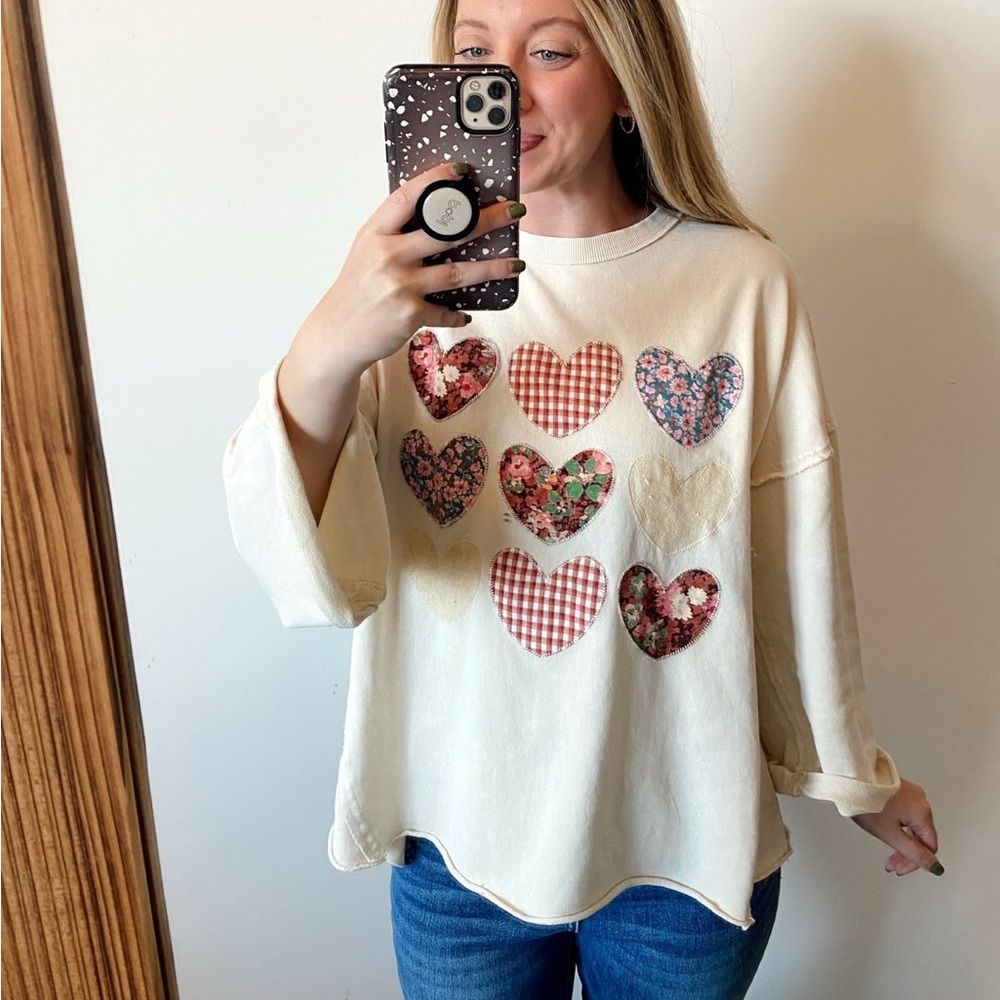 Easel Heart Patch Cotton Tee Medium - image 1